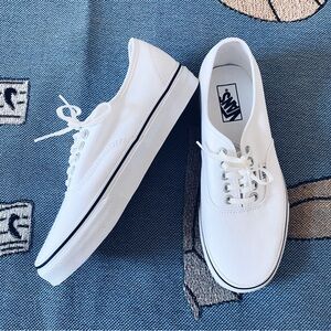 Vans Authentic eyelets white canvas sneaker shoes